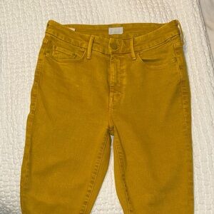 MOTHER Looker High-Rise Jeans in Mustard